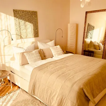 Charme & Comfort Citylodge Wohlfuehloase Mit Garten, Terrasse & * Lubeck
